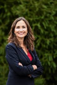 <em>Emma R., Charleston, SC</em>